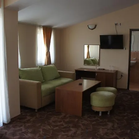 Sydney Hotel 3*